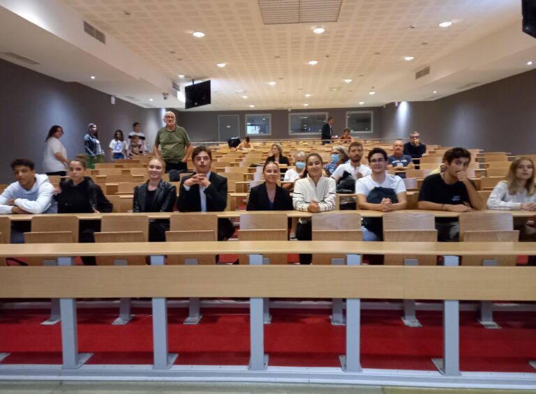 yves fraboulet  Lycée Pierre et Marie CURIE à Menton